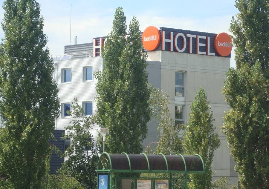 Hotel Bed4U Pamplona Cordovilla Exterior photo